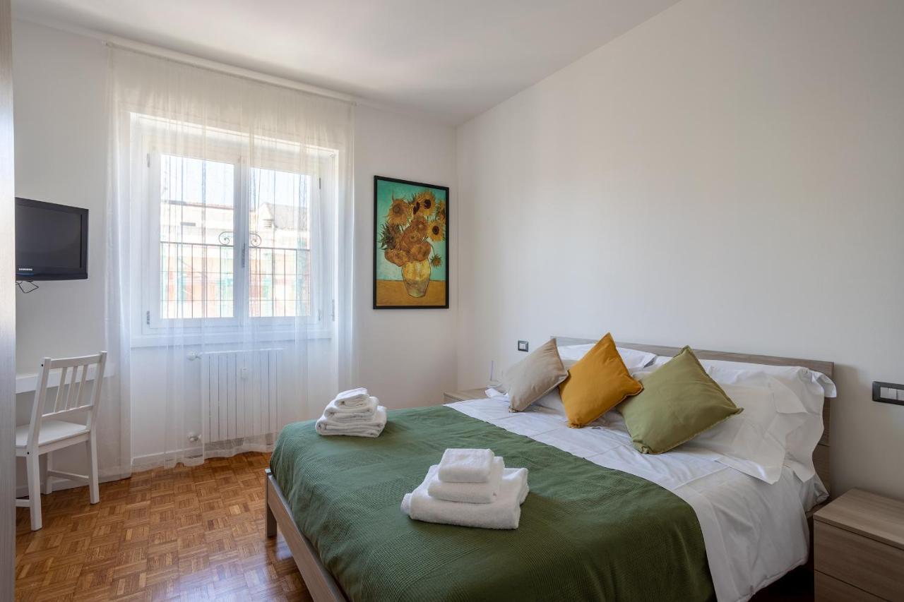 Milano City Apartments - Parking And Comfort - Spacious Apt Up To 8 Pax Extérieur photo